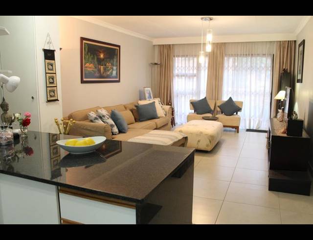 2 BEDROOM TOWNHOUSE FOR SALE IN BRUMA